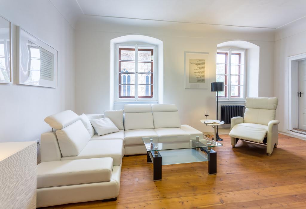 Zamecke Apartmany Litomyšl Buitenkant foto