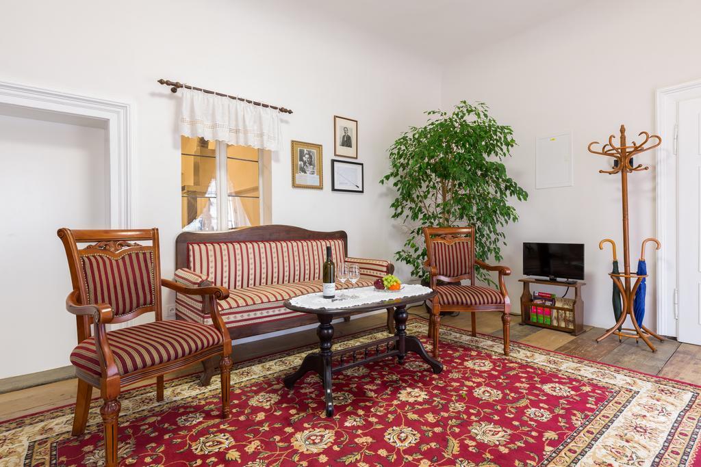 Zamecke Apartmany Litomyšl Buitenkant foto